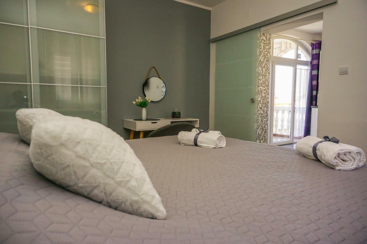 Apartment Paula With Private Jacuzzi And Parking- Near The Beach Zadar Exterior photo